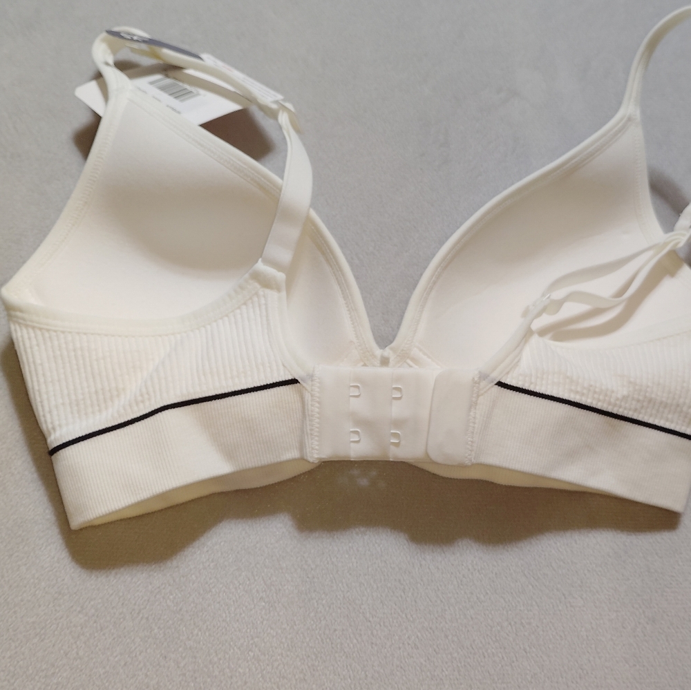 2 Hanes Originals Women's Rib Contour Wirefree Bra - Picture 7 of 11